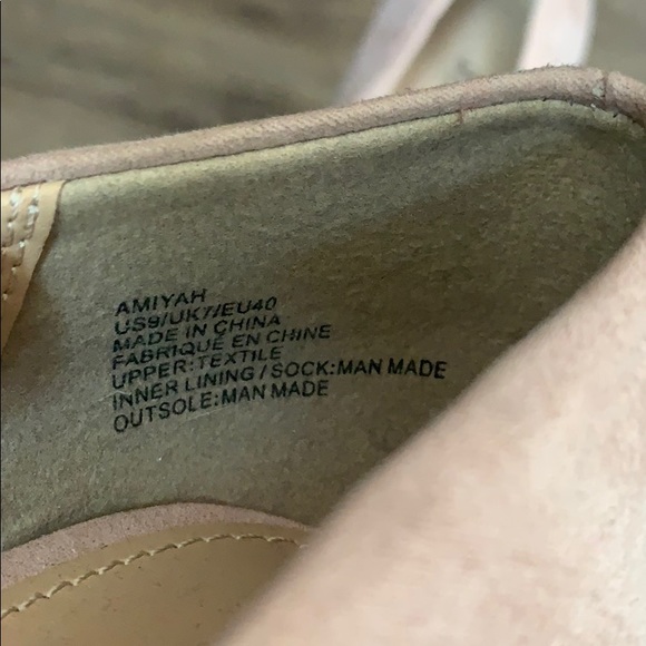 Pink Heels - Picture 5 of 6